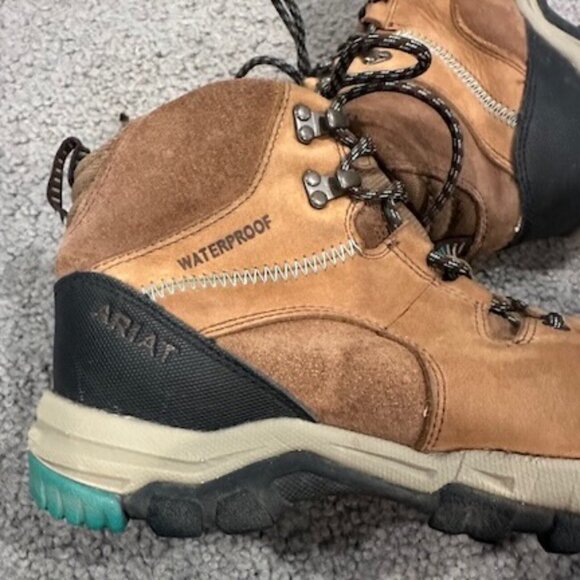 Ariat Skyline Mid Waterproof Boot in Distressed Brown Leather - Size 9.5 - EUC - Picture 9 of 10